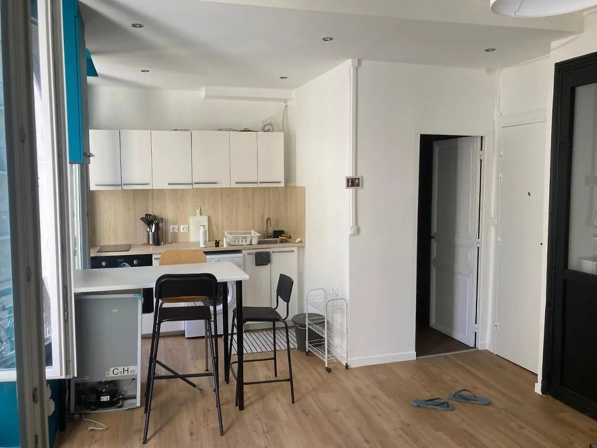 2 Pieces Dans Le Camas Apartment Marseille
